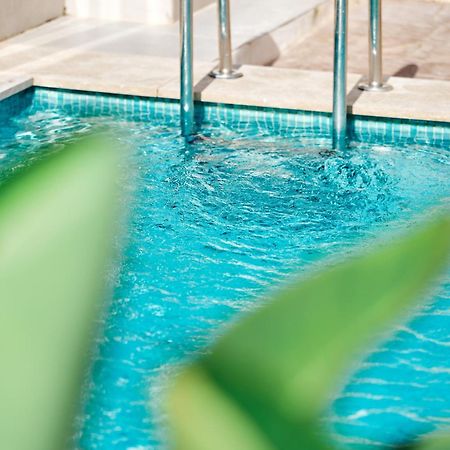 Bluewater Hotel كولونيا سانت خورذي المظهر الخارجي الصورة